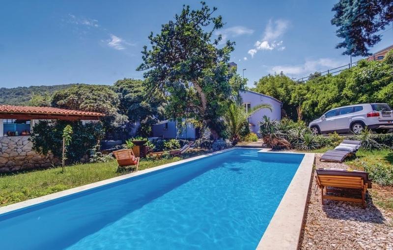Holiday home in Mali Lošinj with Pool Whirpool Terrace Air conditioning Wi-Fi Washing machine 4780-1 - image 4