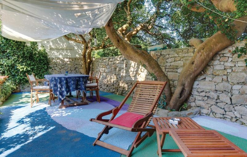 Holiday home in Mali Lošinj with Pool Whirpool Terrace Air conditioning Wi-Fi Washing machine 4780-1 - image 27