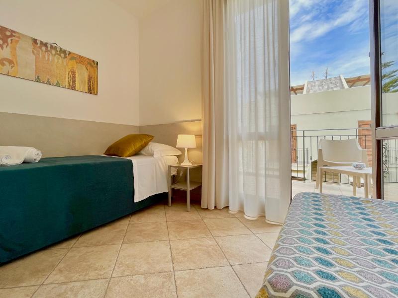 Triple Room image 3