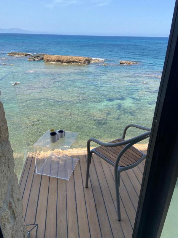 Deluxe Suite Sea Front and Balcony  image 1