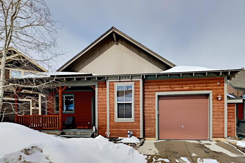 Three-Bedroom House image 2
