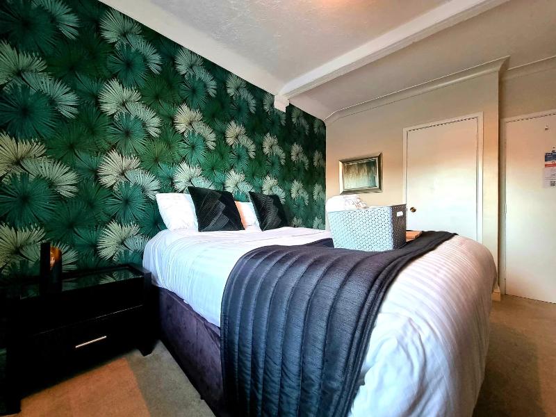 The Ashleigh - Dog Friendly - image 20