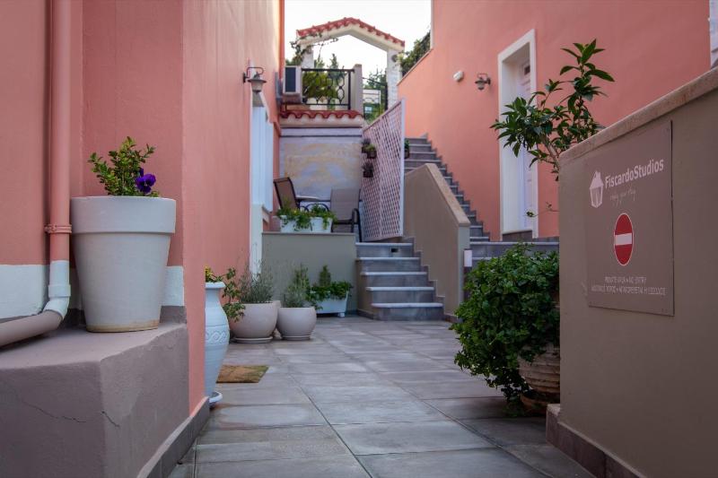 Studio with Patio image 1