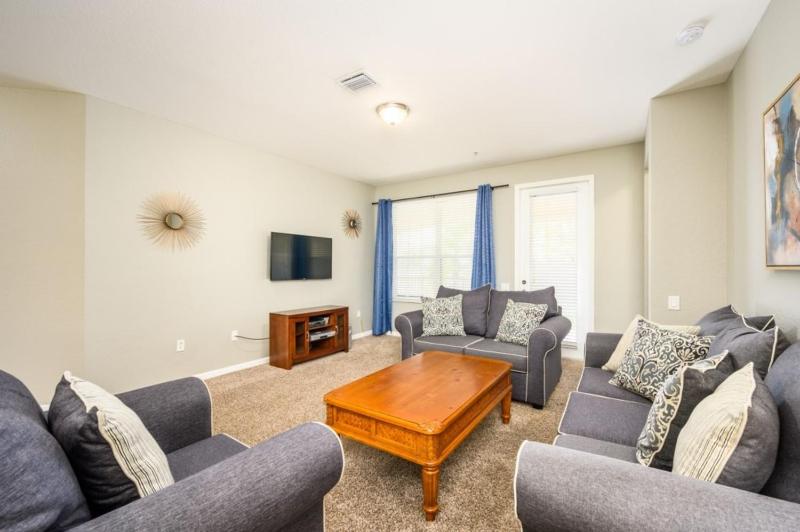 Three-Bedroom Apartment image 2