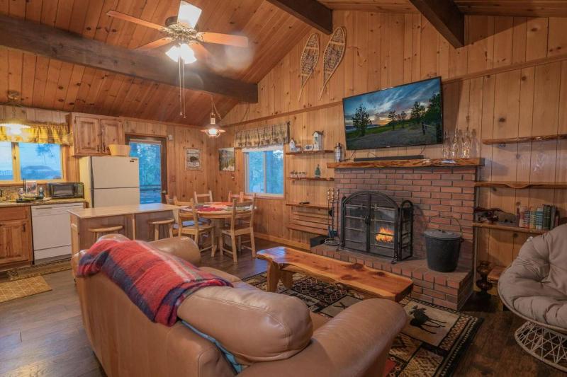 Three-Bedroom House image 2