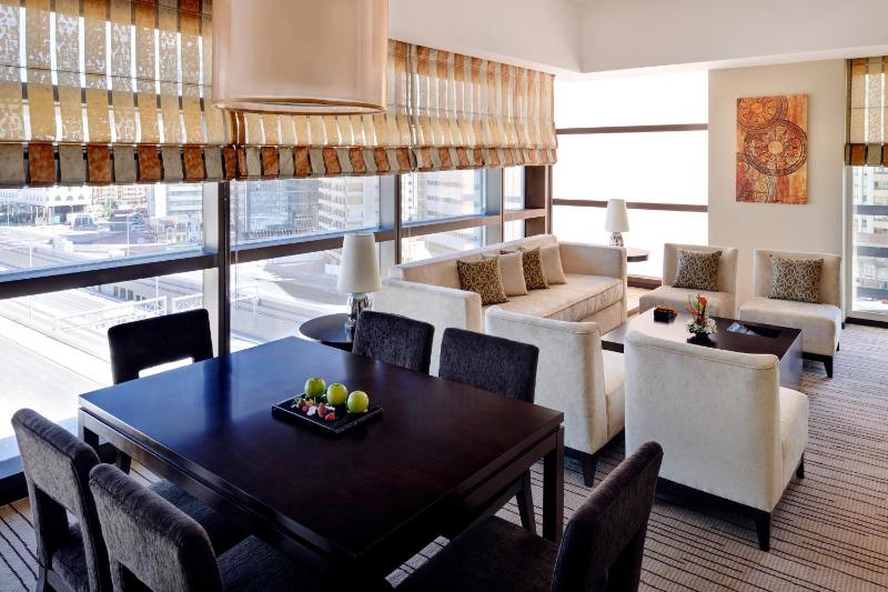 One-Bedroom Suite Non Smoking – 15% Discount on F&B image 4