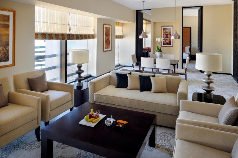 Presidential Suite Non Smoking – 15% Discount on F&B image 4