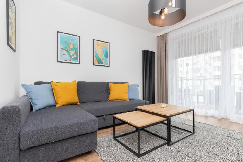 Navalis Apartments with Parking in Gdynia by Noclegi Renters - image 1