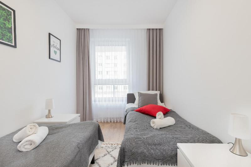 Navalis Apartments with Parking in Gdynia by Noclegi Renters - image 32