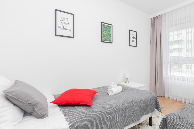 Navalis Apartments with Parking in Gdynia by Noclegi Renters - image 3