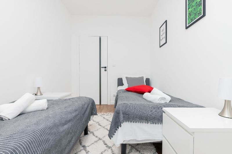 Navalis Apartments with Parking in Gdynia by Noclegi Renters - image 27