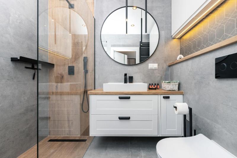 Navalis Apartments with Parking in Gdynia by Noclegi Renters - image 9