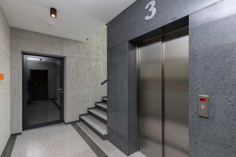 Navalis Apartments with Parking in Gdynia by Noclegi Renters - image 12