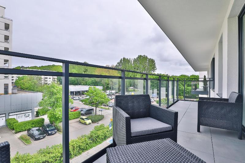 Navalis Apartments with Parking in Gdynia by Noclegi Renters - image 10