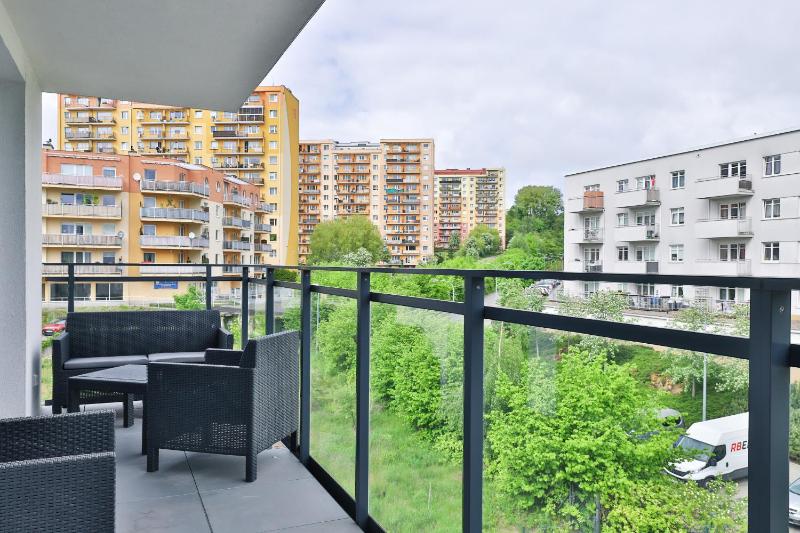 Navalis Apartments with Parking in Gdynia by Noclegi Renters - image 18