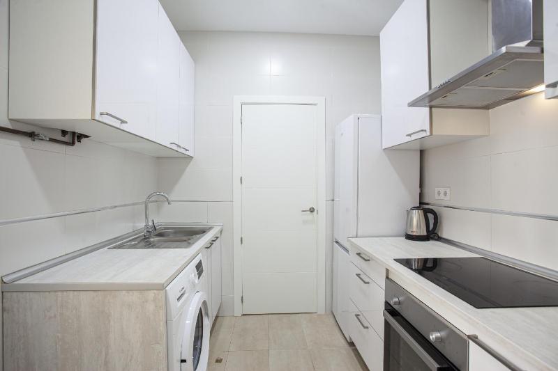 Three-Bedroom Apartment VIII image 2