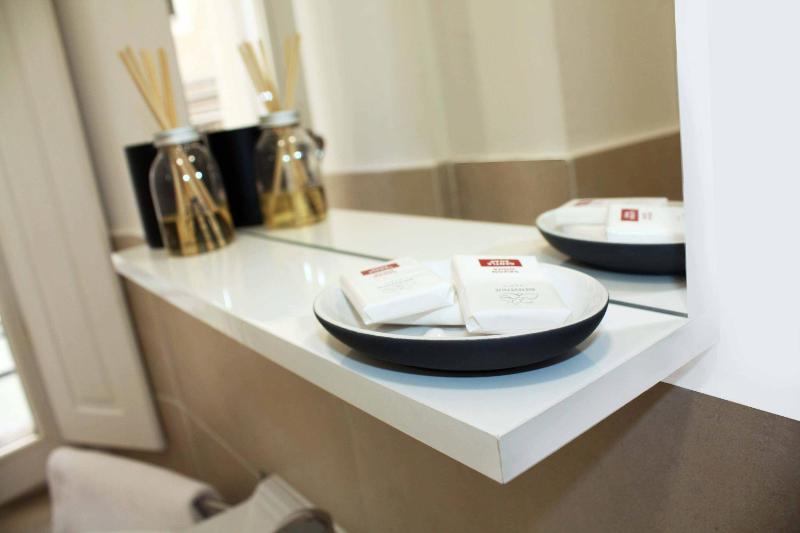 Two-Bedroom Suite image 2