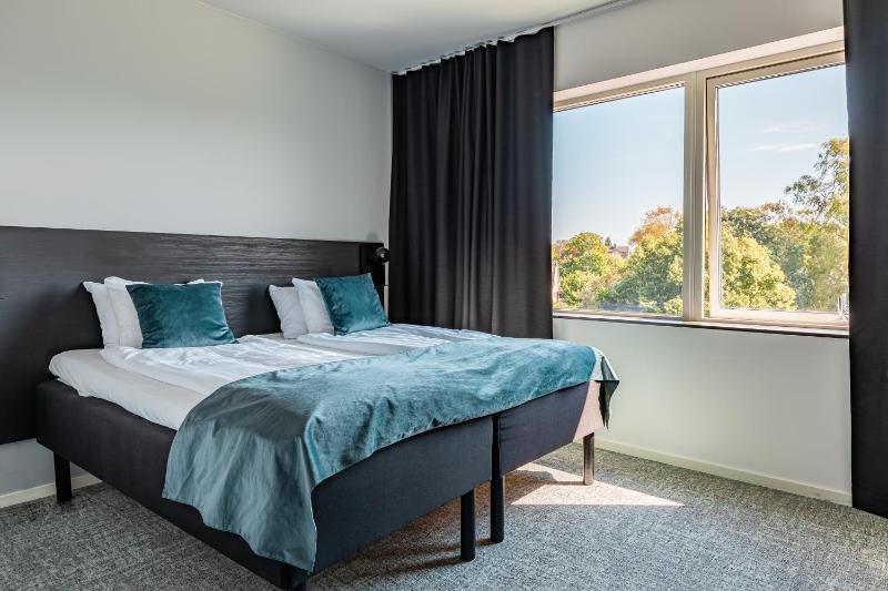 Standard Double Room image 1