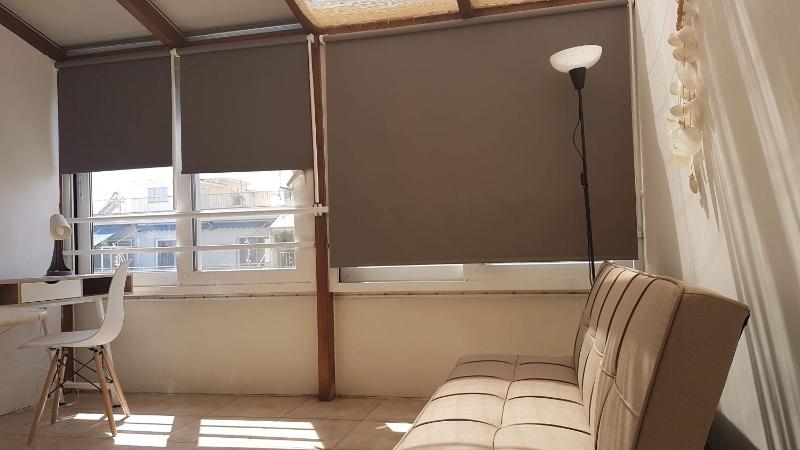 Sky Apartment - Athens Center 5 BD 4 BATH - image 4