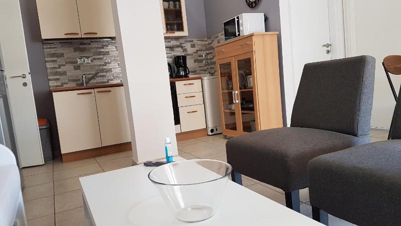 Sky Apartment - Athens Center 5 BD 4 BATH - image 12