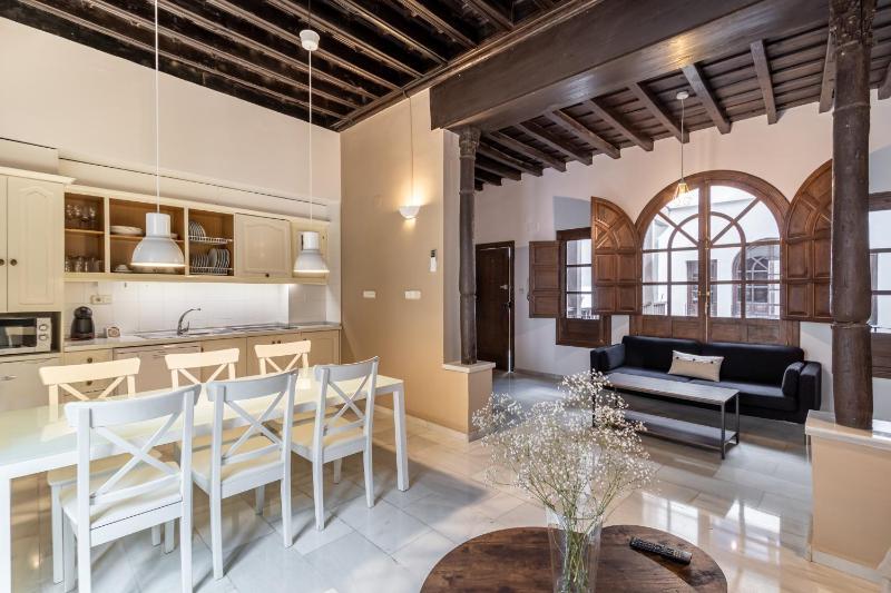 Two-Bedroom Apartment with Balcony image 1