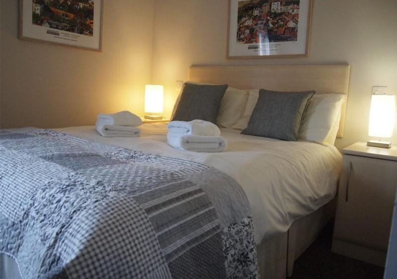 Double Room with Private Bathroom image 2