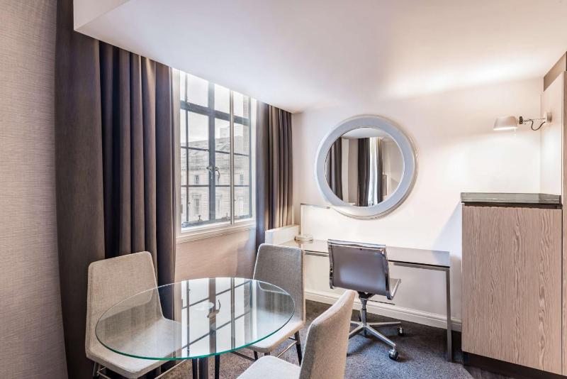 Radisson Blu Hotel Leeds City Centre - image 34