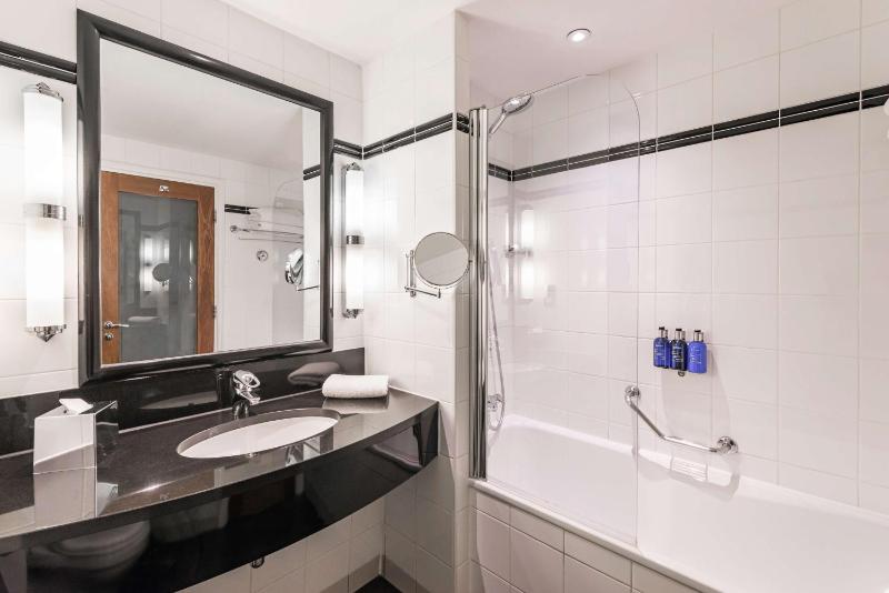Premium Room image 3
