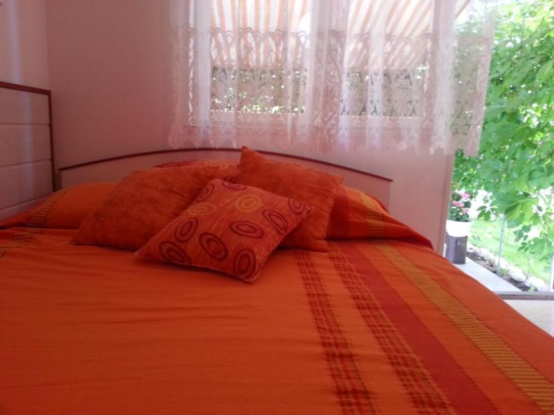 Studio Apartment in Sabunike with Terrace Air Conditioning Wi-Fi (231-3) - image 29