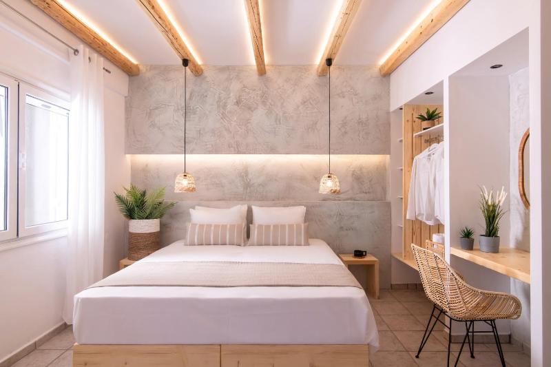 Standard Double Suite image 3