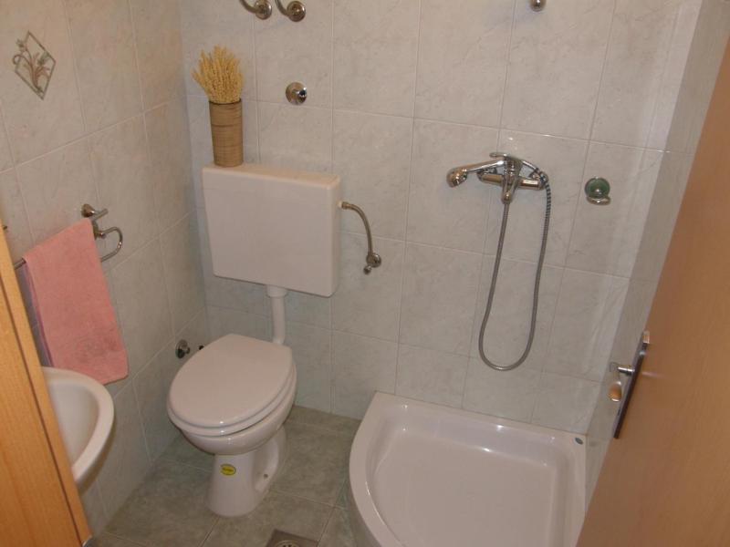 Apartment in Duce with sea view terrace air conditioning washing machine (595-1) - image 7