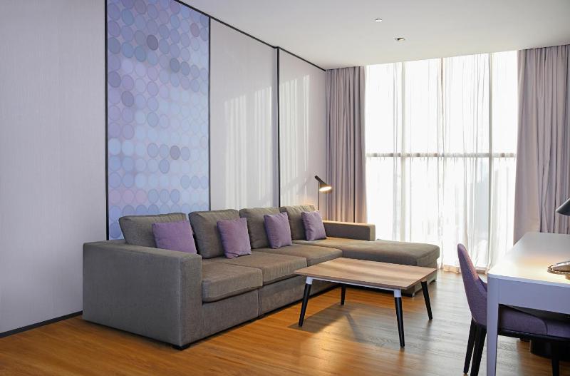 One Bedroom Suite  image 3