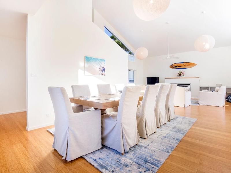 Sapphire Sands - Pet Friendly - Community Pool - image 16