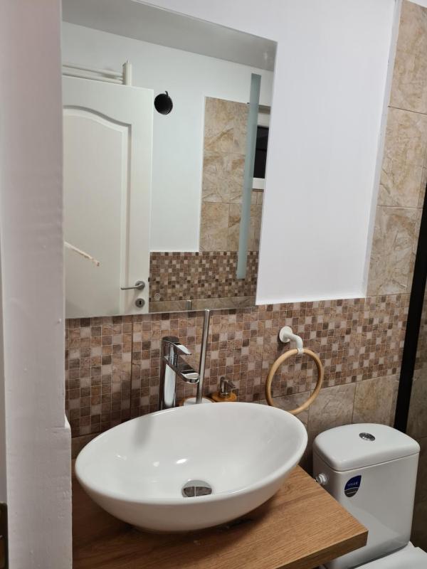 Deluxe Double Room image 3