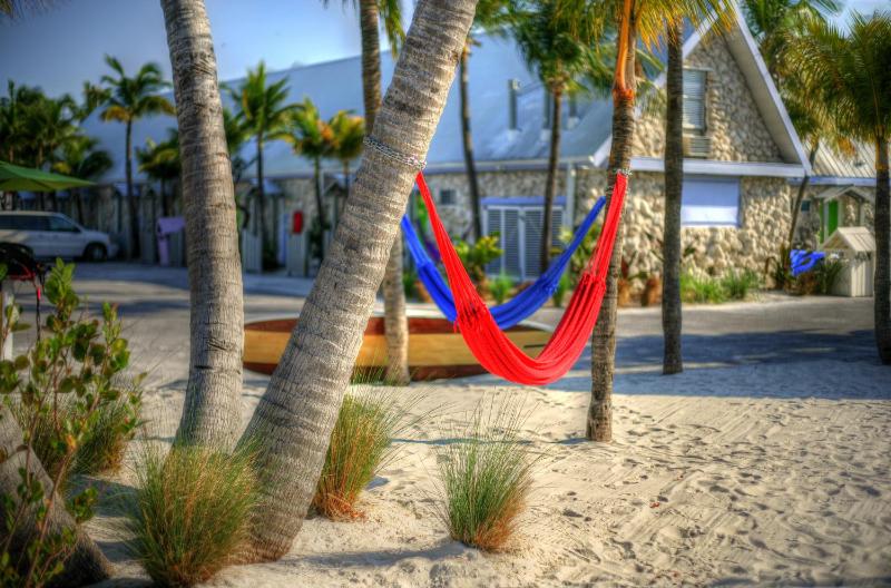 Room with Two Double Beds - Beach Front image 3