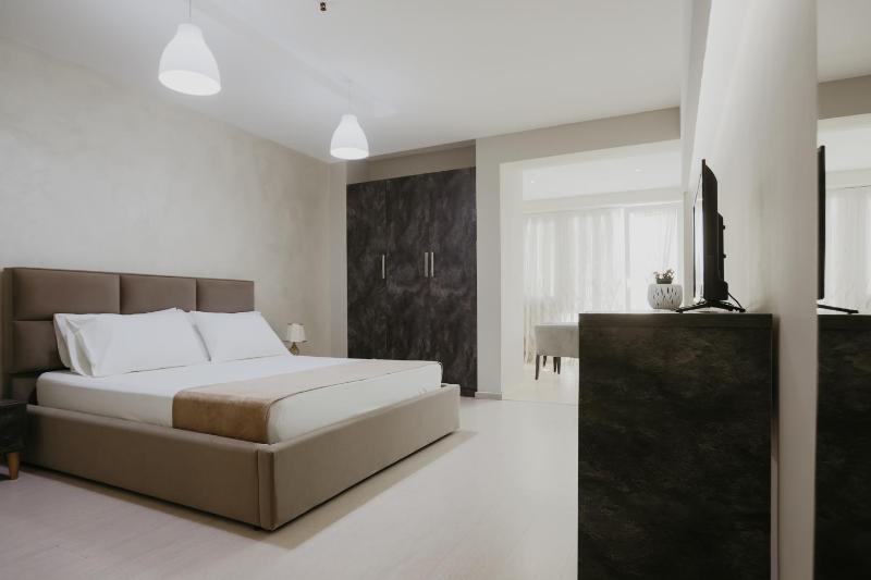 Double or Twin Room with Extra Bed image 1