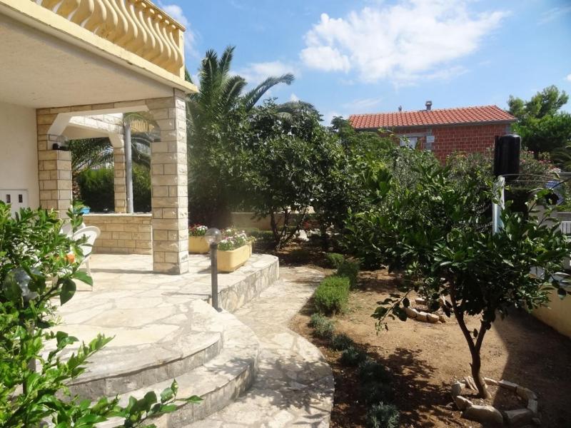 Big terrace apartment (4776-1) - image 36