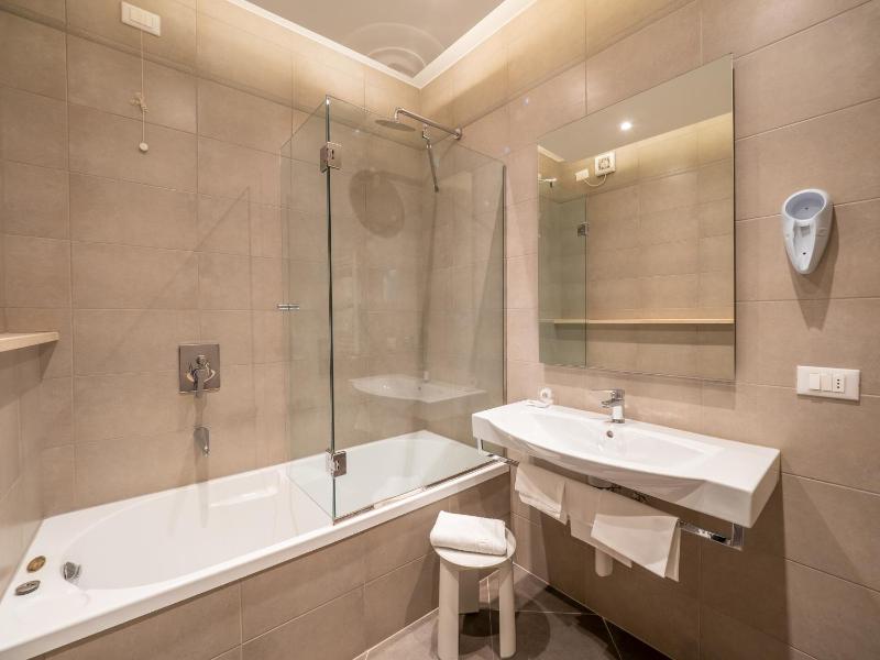 Dei Priori Boutique Hotel - image 10