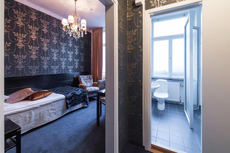 Superior Single Room image 4
