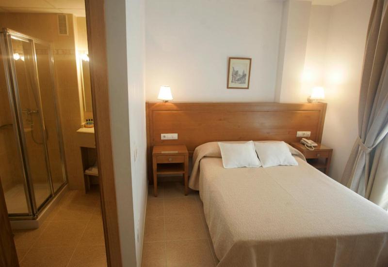 Hotel Goartín - image 12