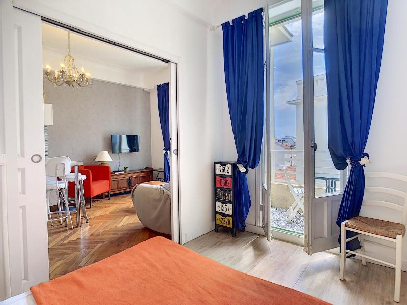 Nestor&Jeeves - HAPPINESS BEACH - Central - Close sea - Top floor - image 13