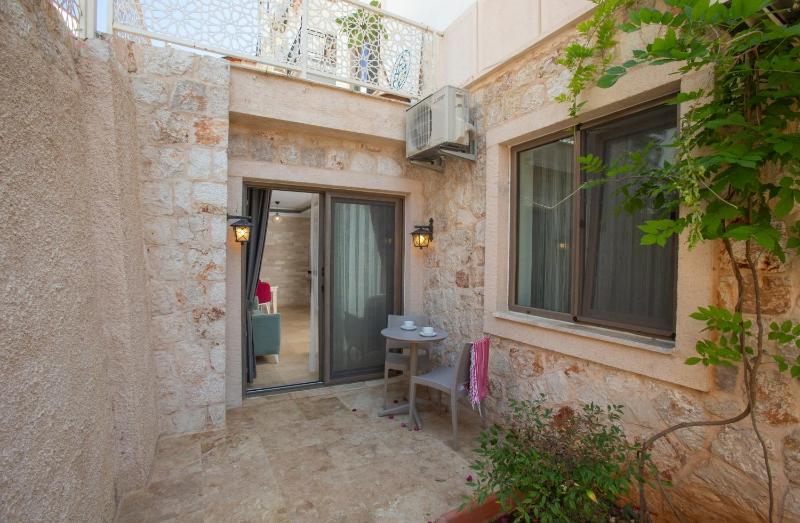 Cedrus Suites - image 14