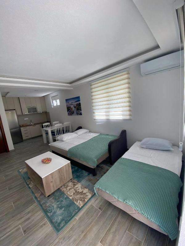 Studio apartman Holiday - image 14