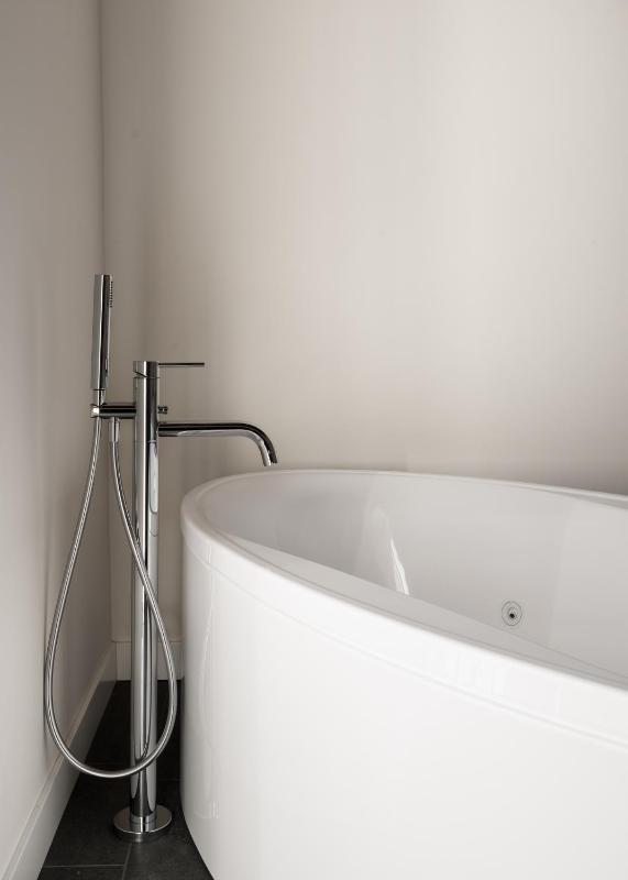 The Silver Lava - design apartment and spa - image 10