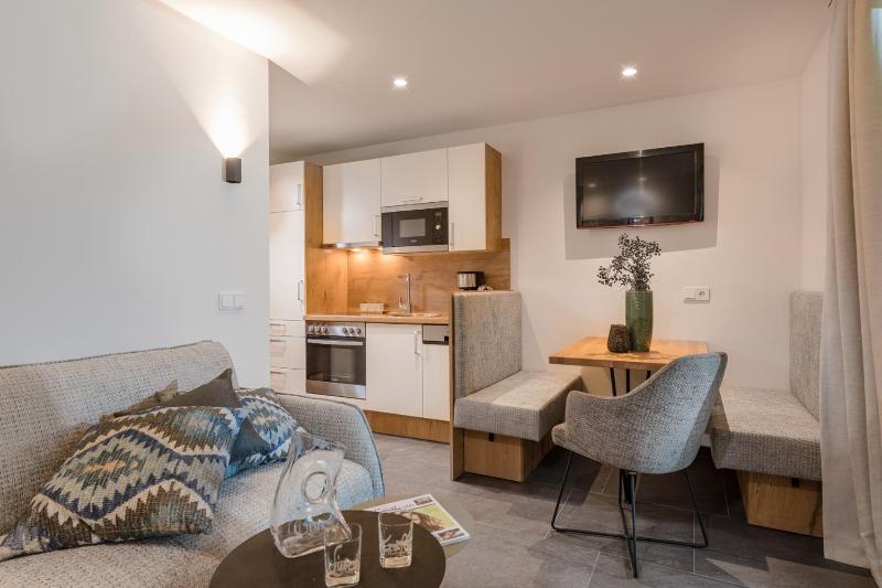 One-Bedroom Apartment 2 image 3