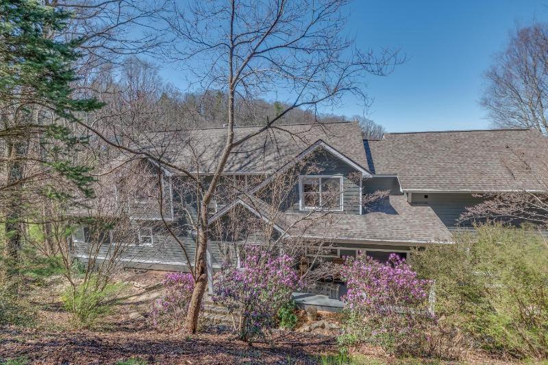 Five-Bedroom Holiday Home image 3