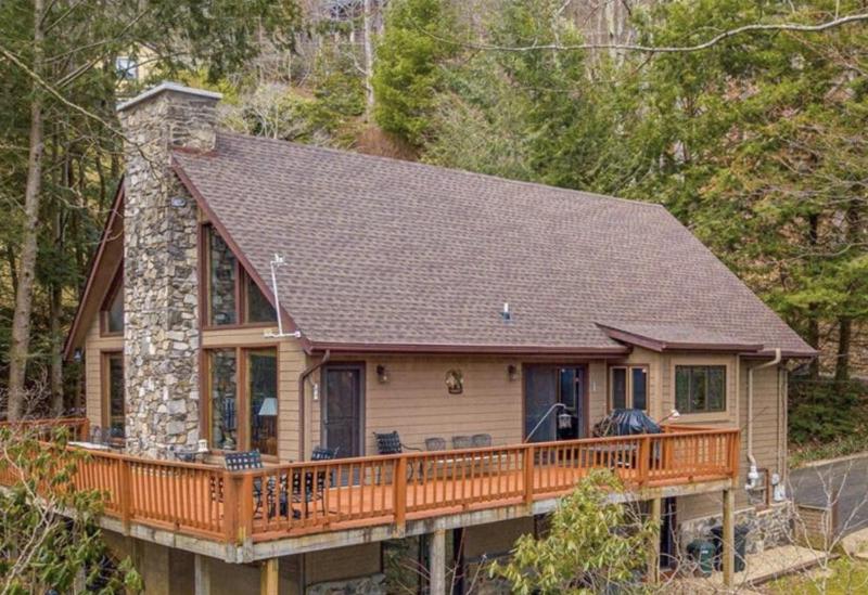 Four-Bedroom Holiday Home image 3