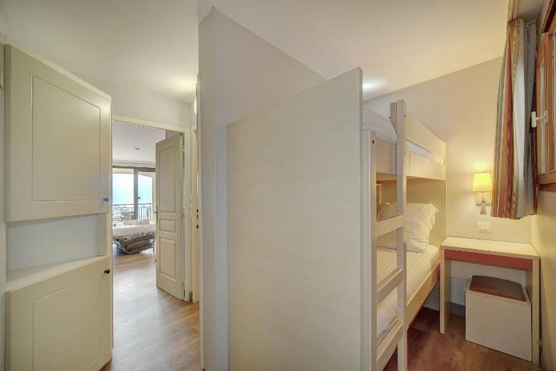 Upstays - 2 Rooms sea view - Swimming pool - image 5
