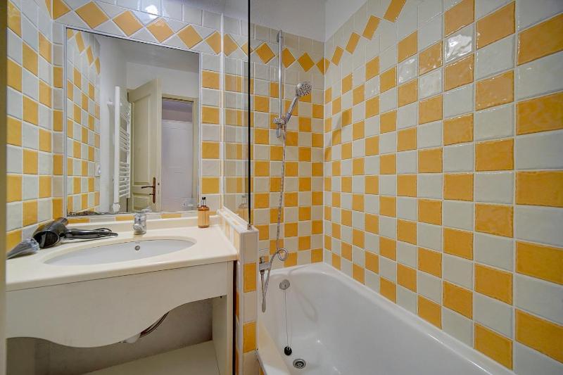 Upstays - 2 Rooms - Renovated - Pool - Air - image 30