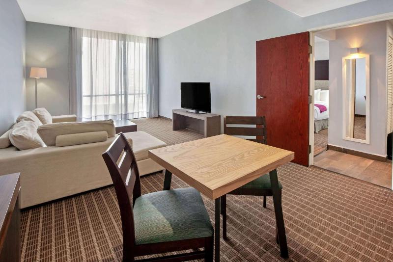CHN Hotel Monterrey Centro Trademark Collection by Wyndham - image 14